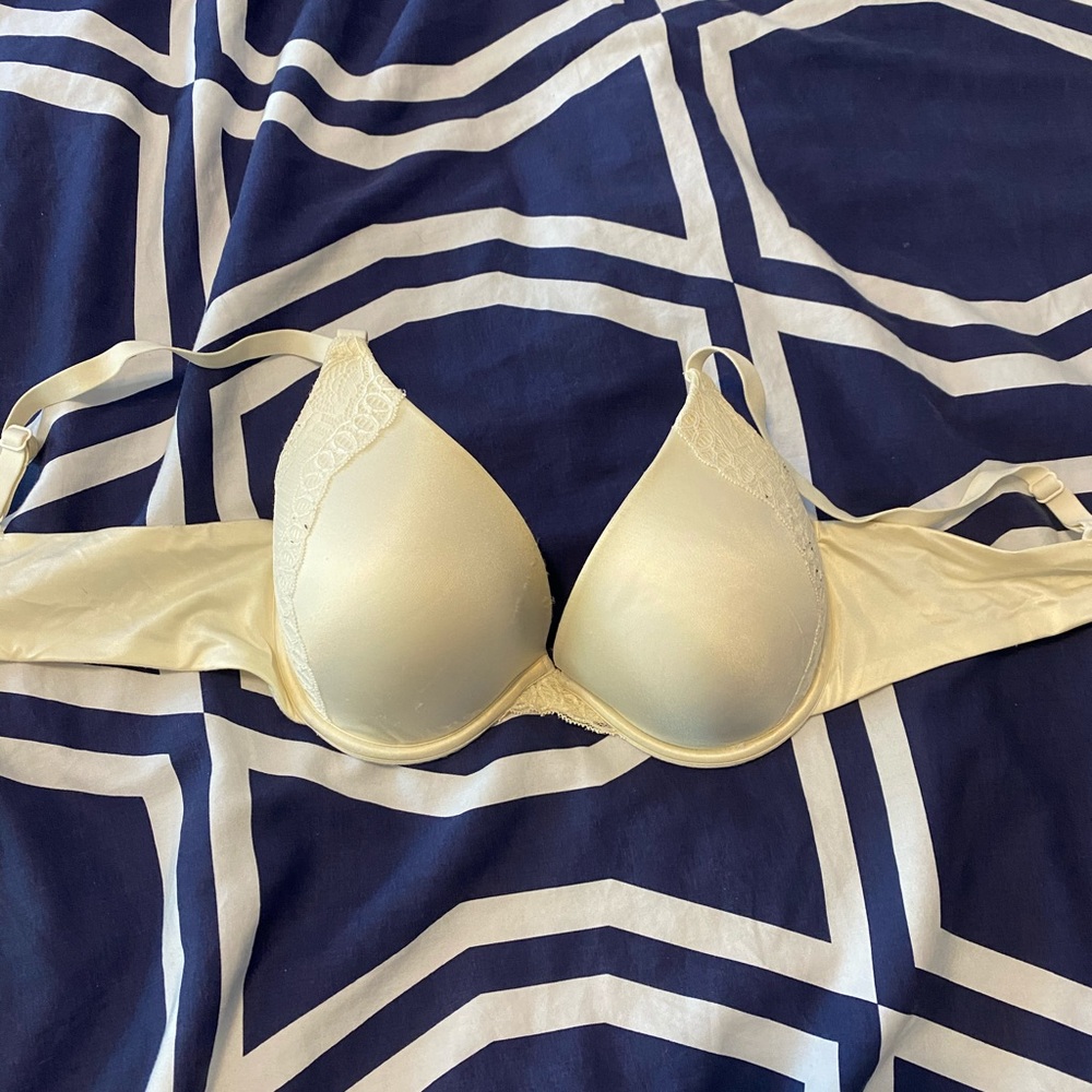 Maidenform bra